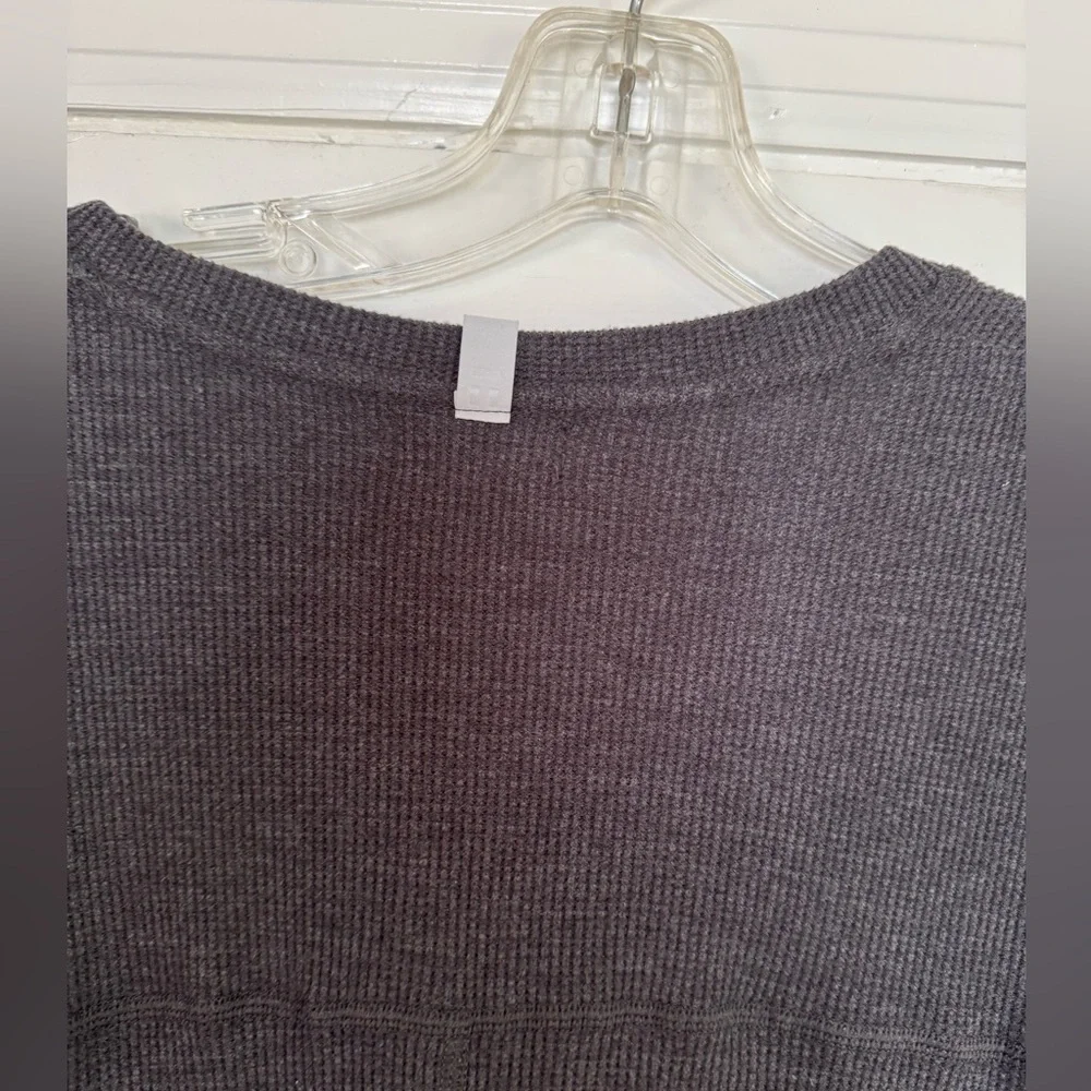 Tommy John ribbed Henley